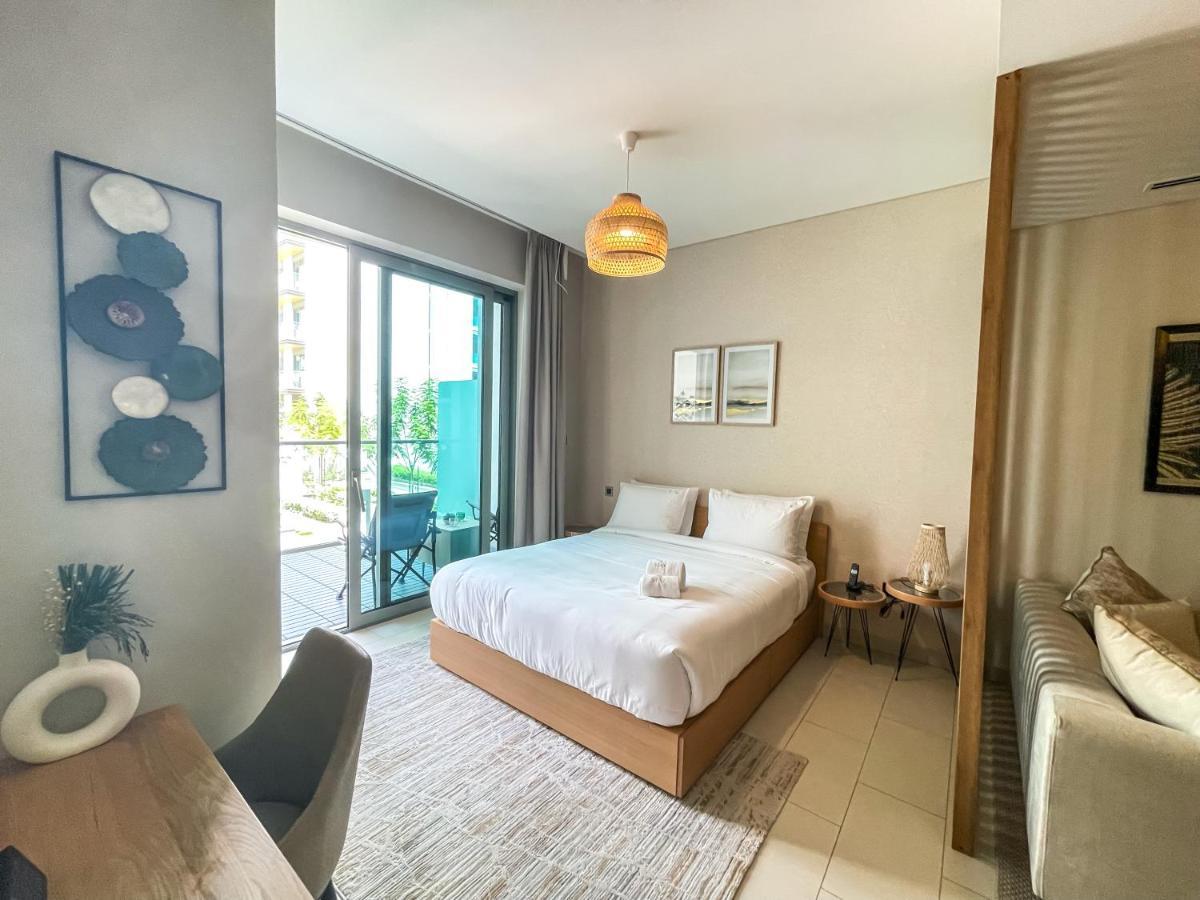 Stay By Latinem Luxury Studio Holiday Home G6-6103 Near Burj Khalifa دبي المظهر الخارجي الصورة