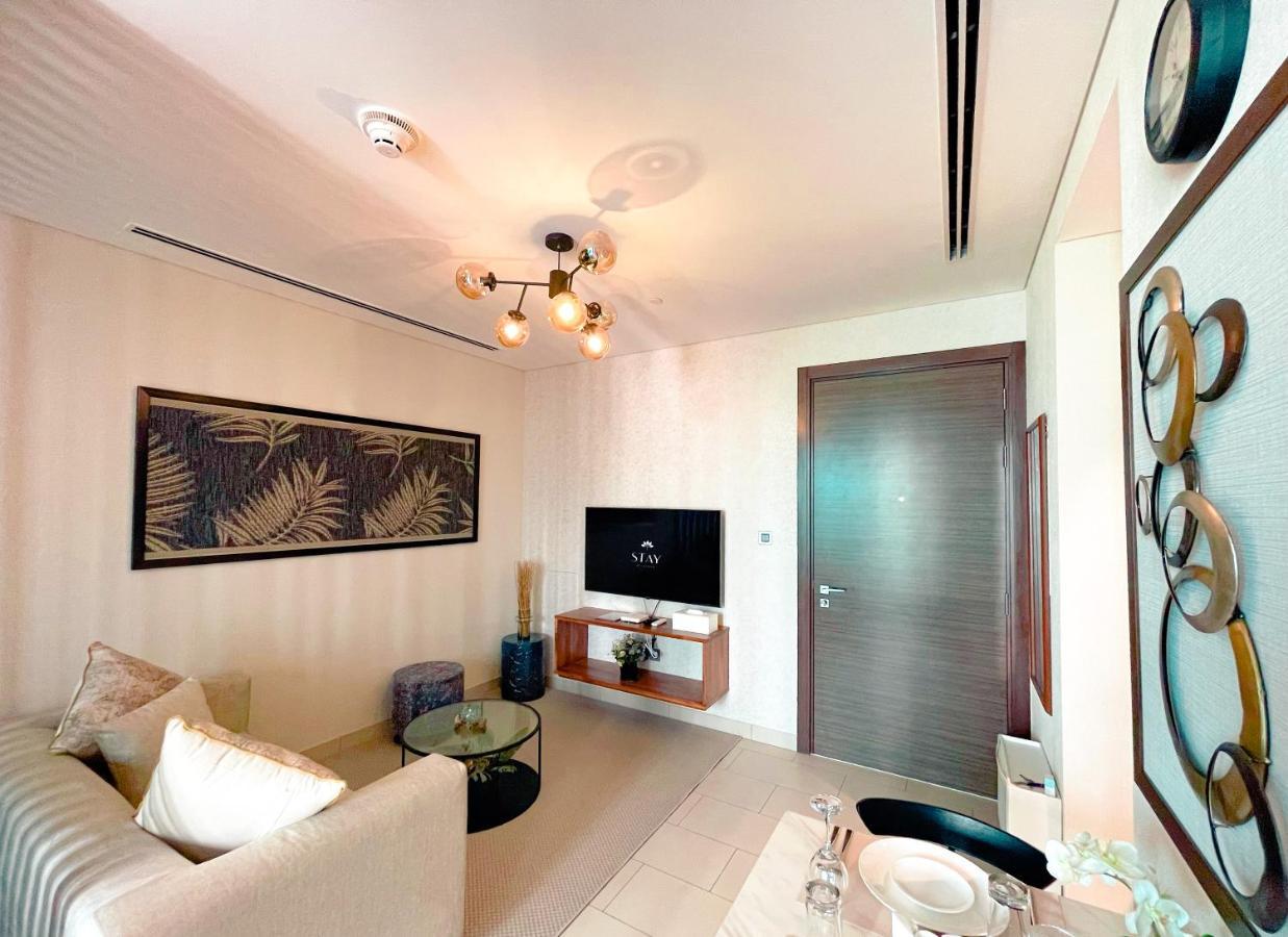 Stay By Latinem Luxury Studio Holiday Home G6-6103 Near Burj Khalifa دبي المظهر الخارجي الصورة